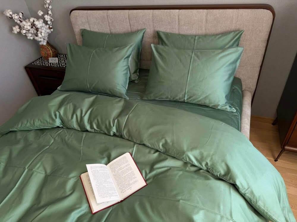 постельное белье сатин однотонный люкс зеленого цвета фото 1