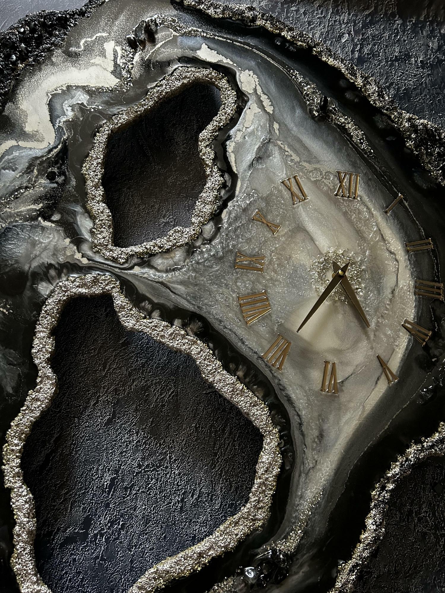 Часы-жеода Zinah