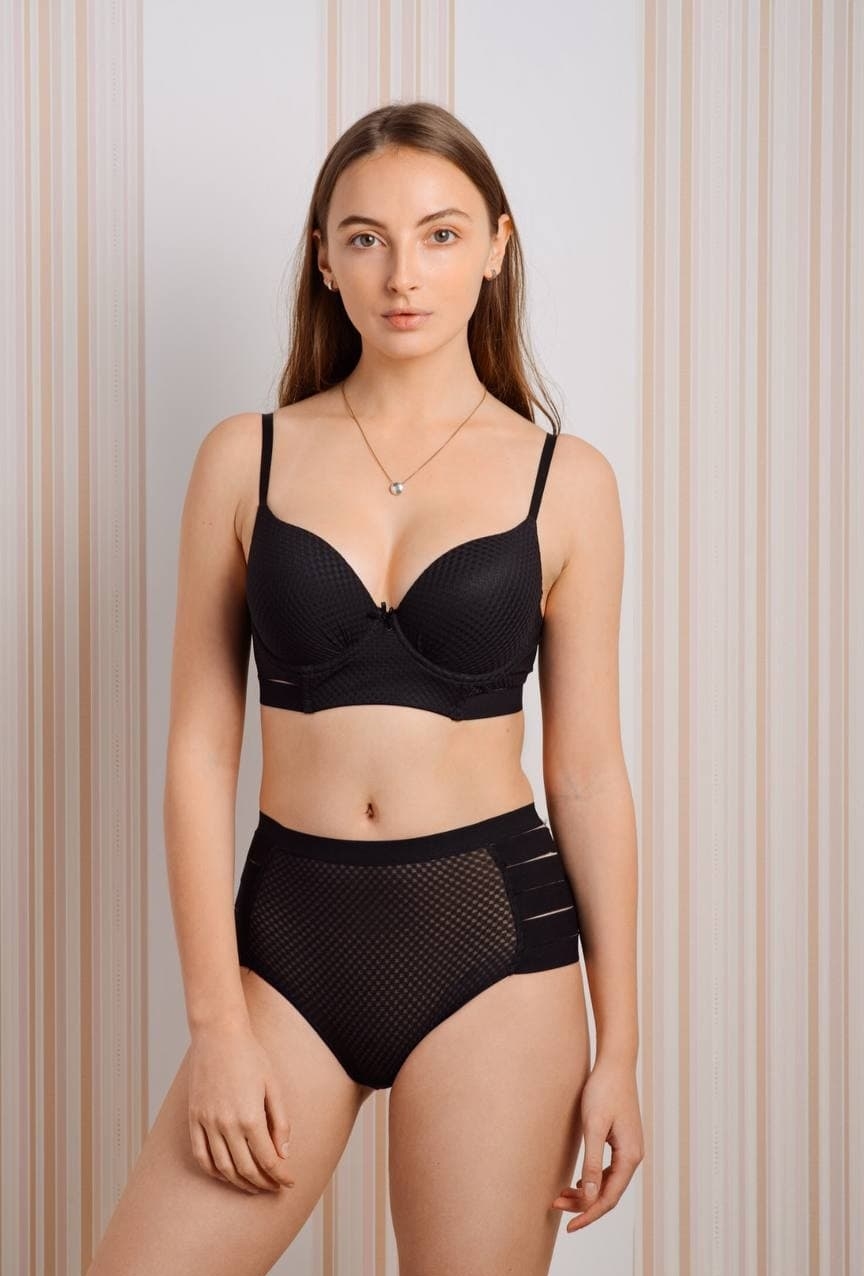 Бюстгальтер бралетт пуш-ап  ZeBra 504506 черного цвета