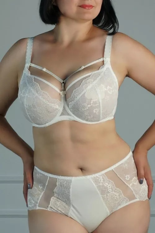 Бюст з м1якою чашкою на великі груди 126-438 Orhideja Латвія