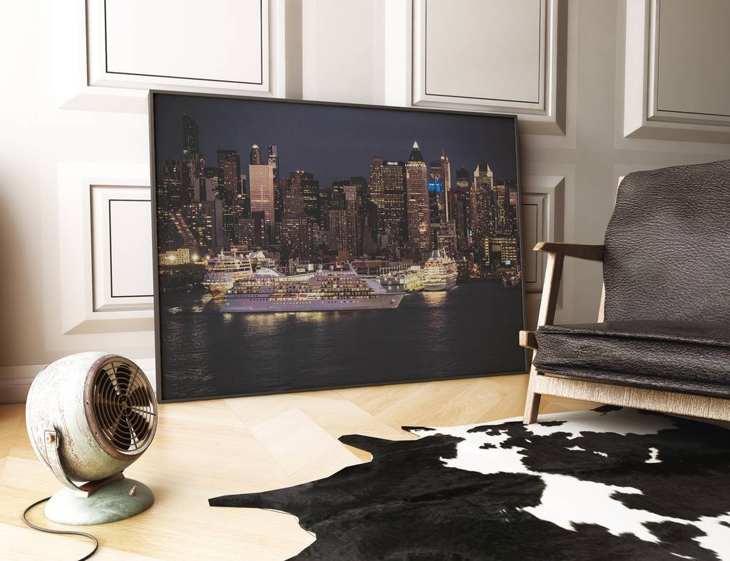 MANHATTAN AT NIGHT
