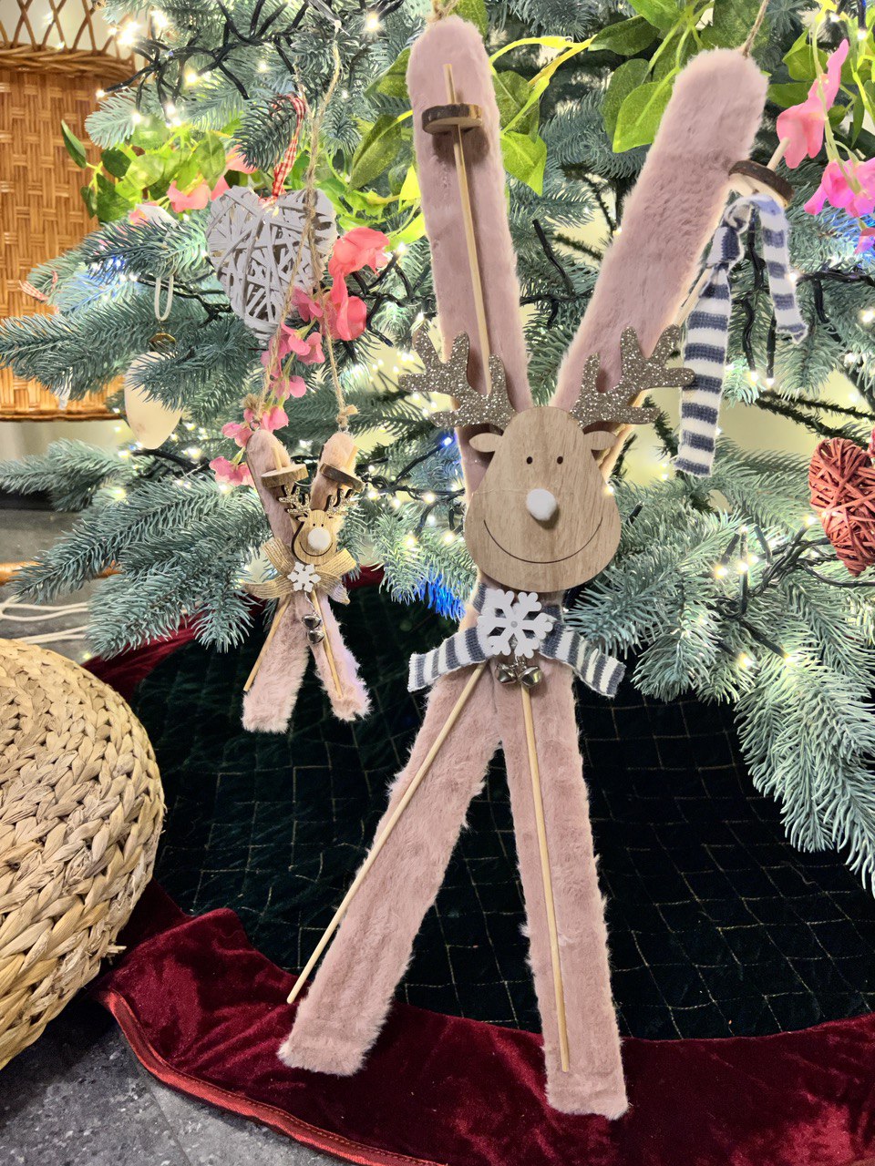 Декор елочный "Розовые лыжи"