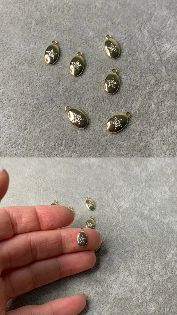 Подвеска с позолотой 11 х 6 мм