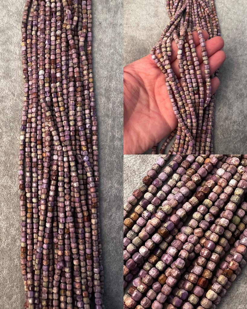 Фосфосидерит  кубик 3..8 мм