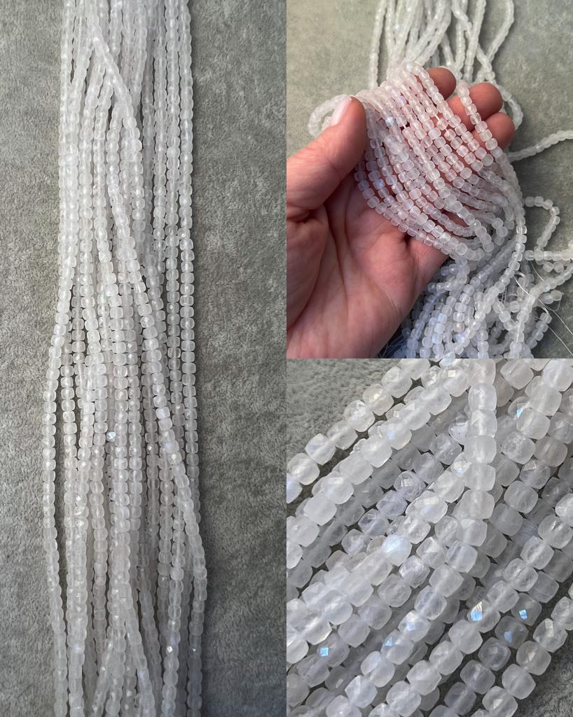 Лунный камень кубик 4 мм