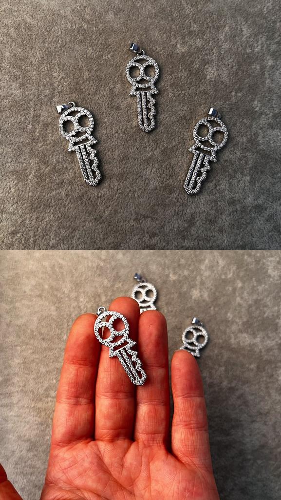 Подвеска родий с фианитами 38 х 15 мм