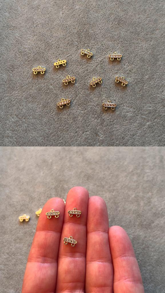 Коннектор с позолотой и фианитами 8 х 5 мм