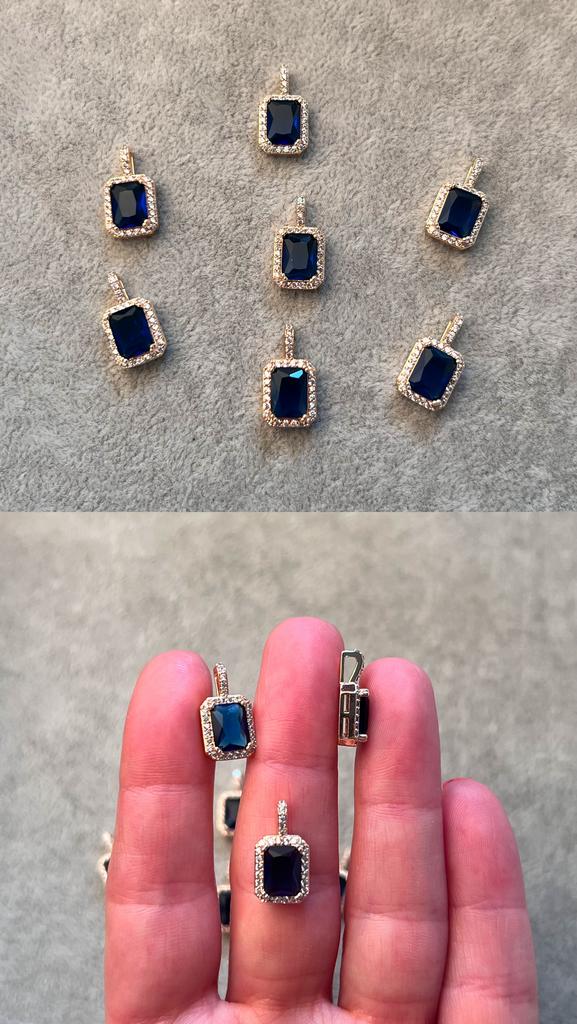 Подвеска с позолотой и фианитами синяя 11 х 16 мм