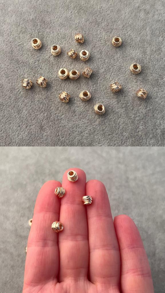 Бусины с позолотой 6 х 5 мм