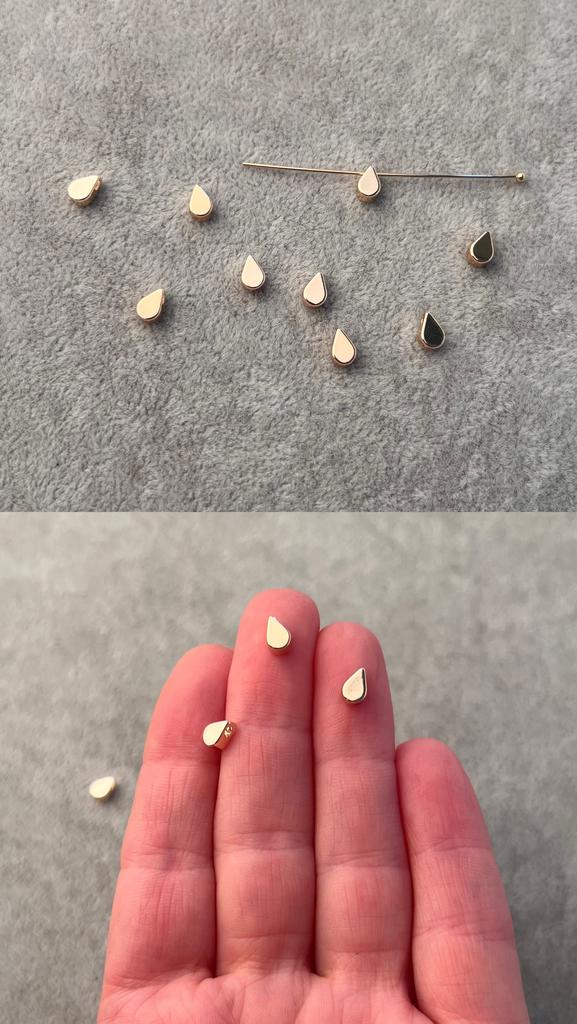 Бусины с позолотой 6 х 4 мм