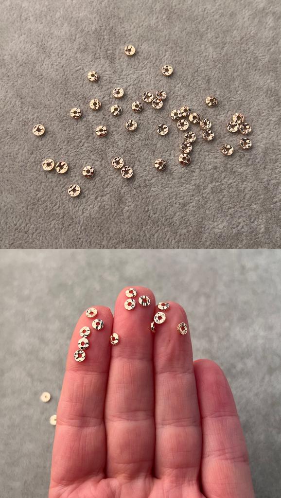 Бусины с позолотой 4 х 1 мм