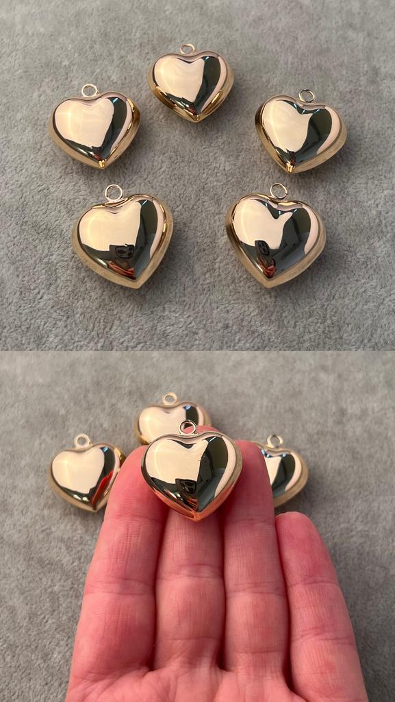 Подвеска с позолотой 23 х 26 мм