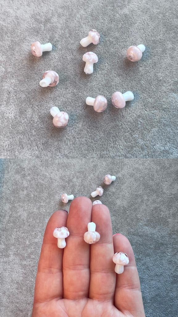 Бусина из стекла гриб 13 х 10 мм