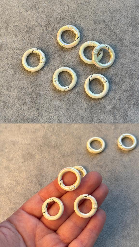 Карабин желтый 20 х 3.8 мм ( эмаль по металлу )