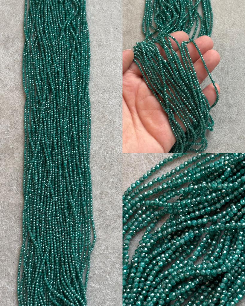 Цирконы ярко-зеленые 2 мм