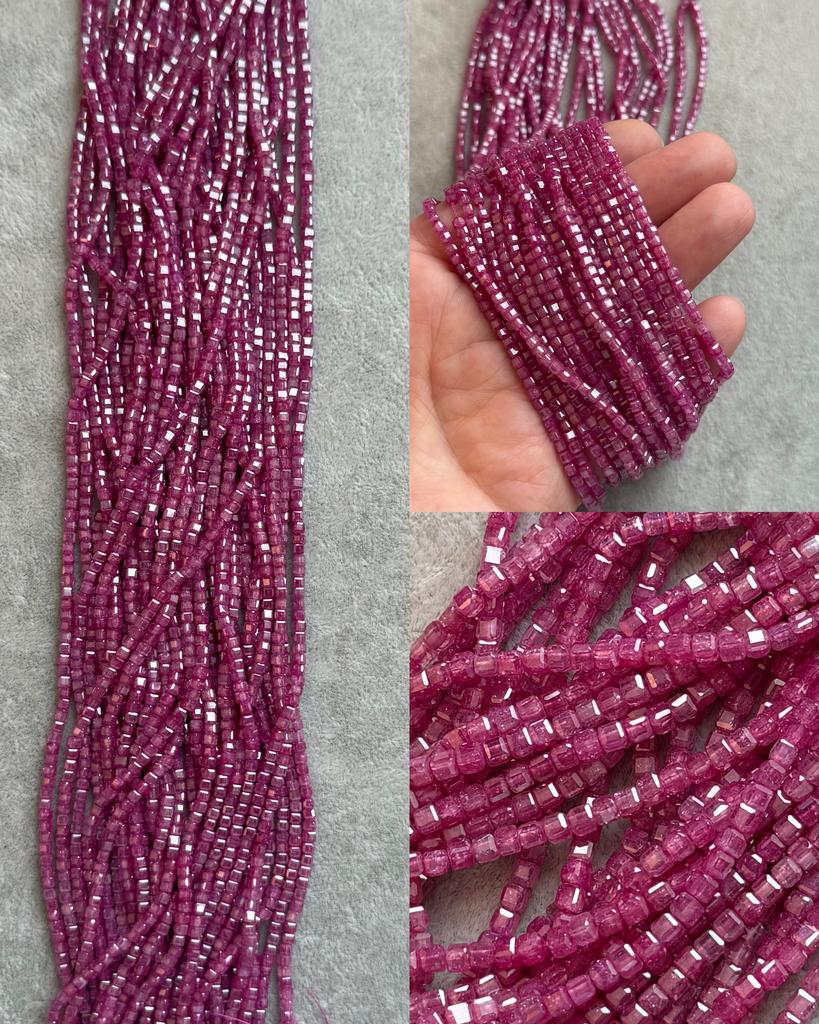 Цирконы "рубиновые" кубик 2.8 мм