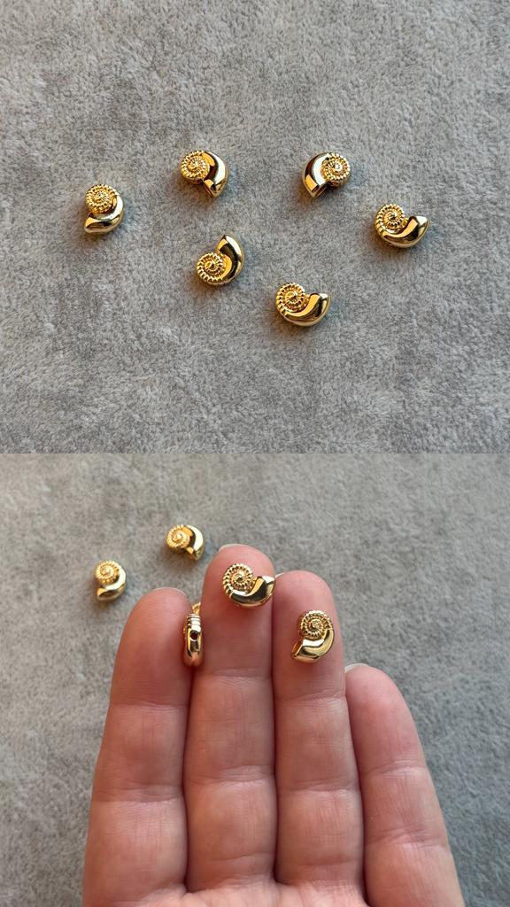 Бусина с позолотой 10 х 8 х 4 мм