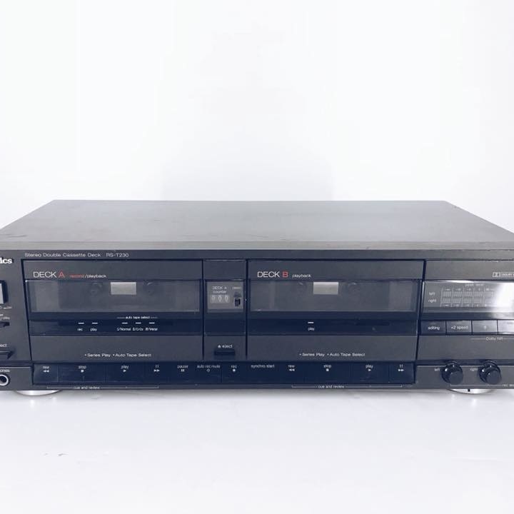 Магнітофон 2-касетний Technics чорний AU-012