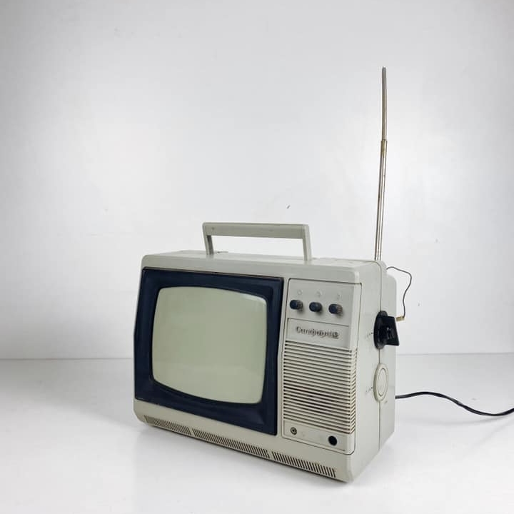 Телевізор портативний вінтаж TV-049