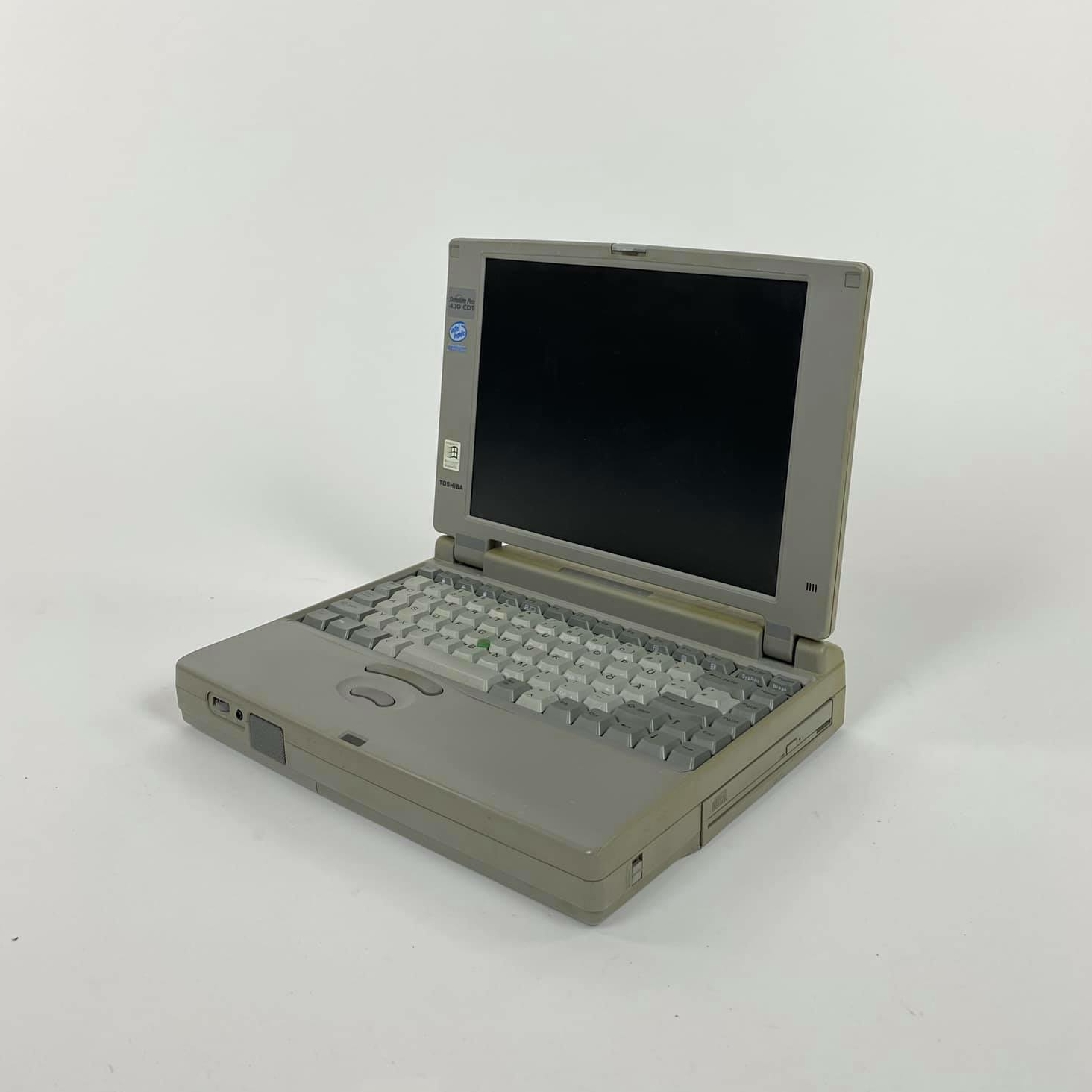 Ноутбук 80-х OT-010