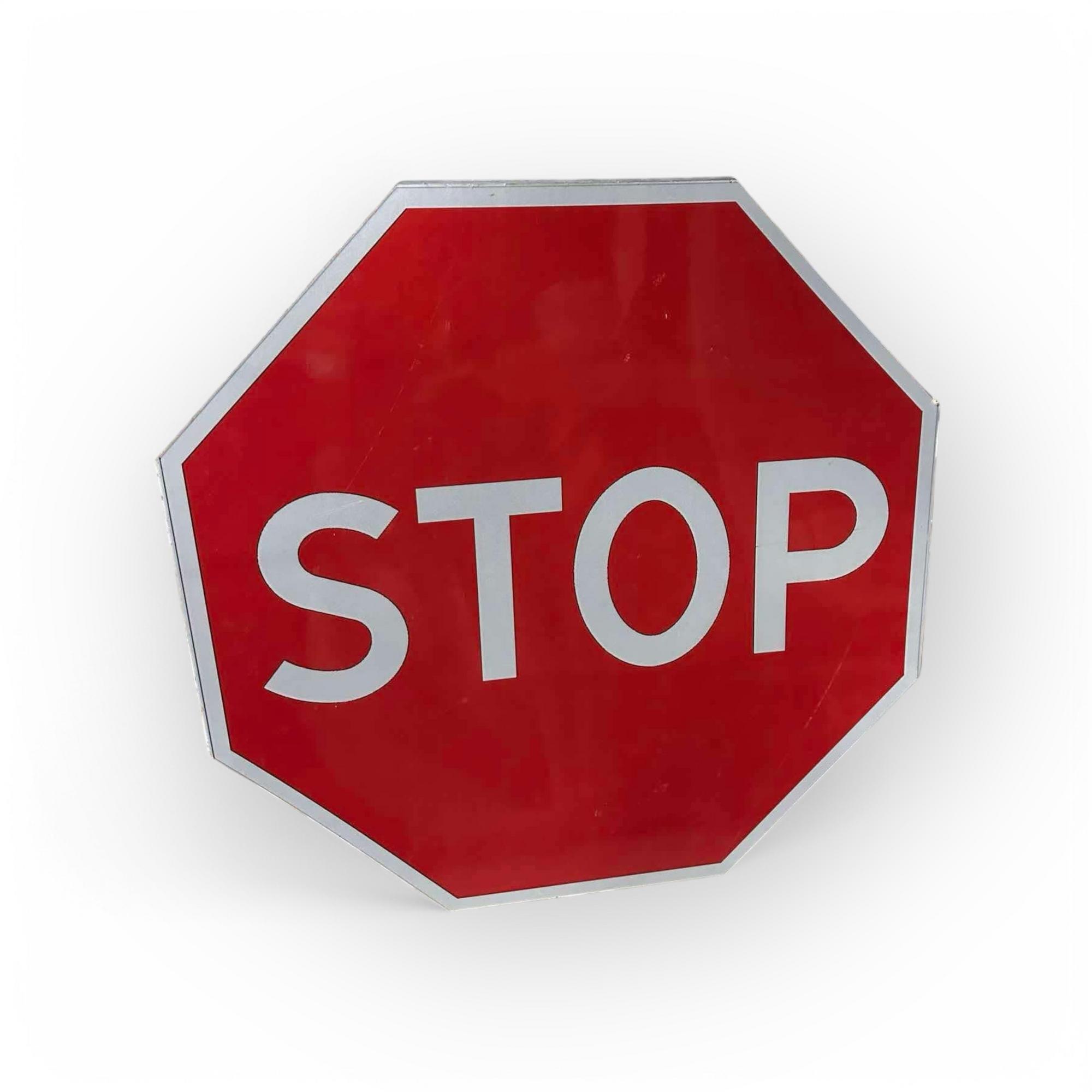 Дорожній знак STOP