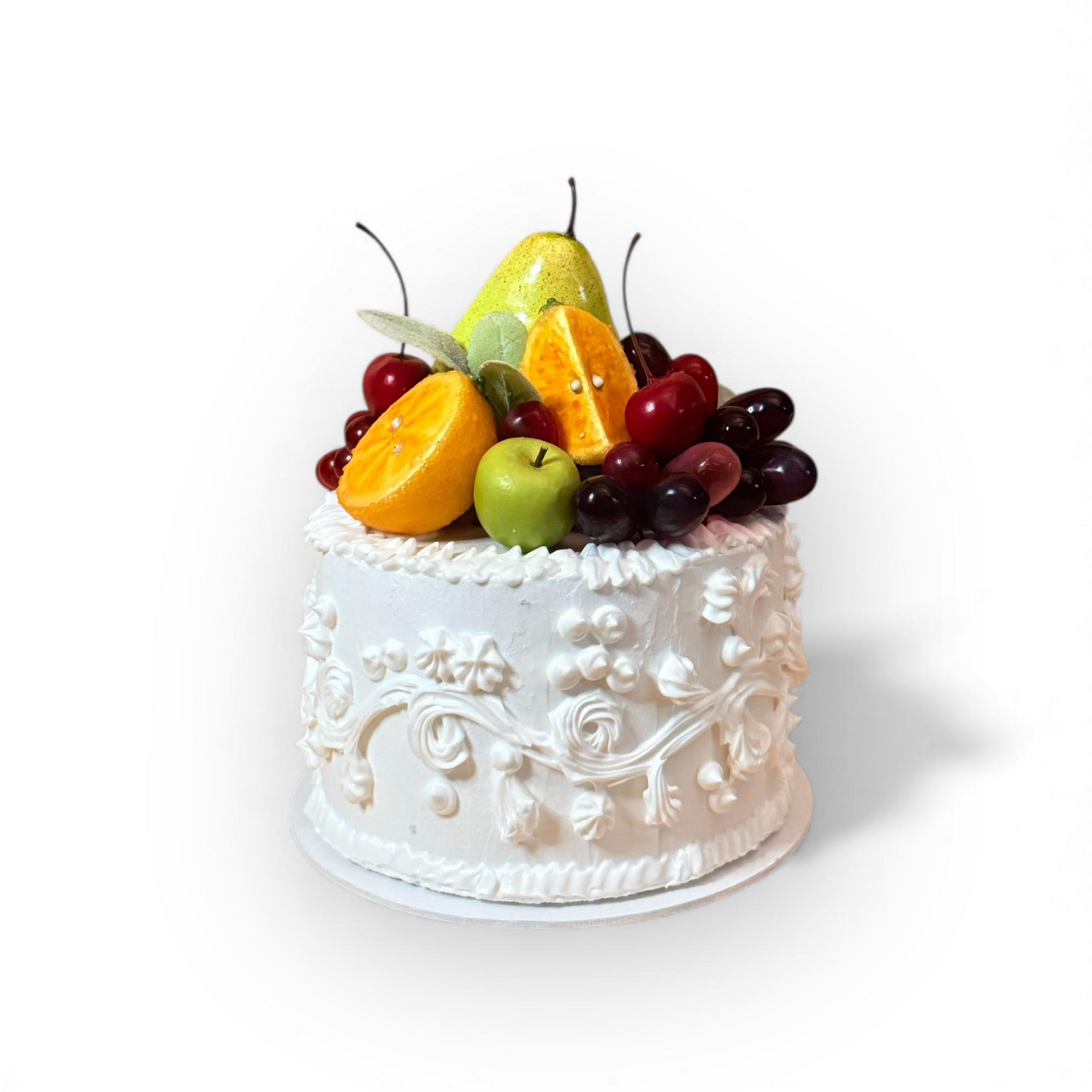 Торт ламбет білий з фруктами муляж MF-068