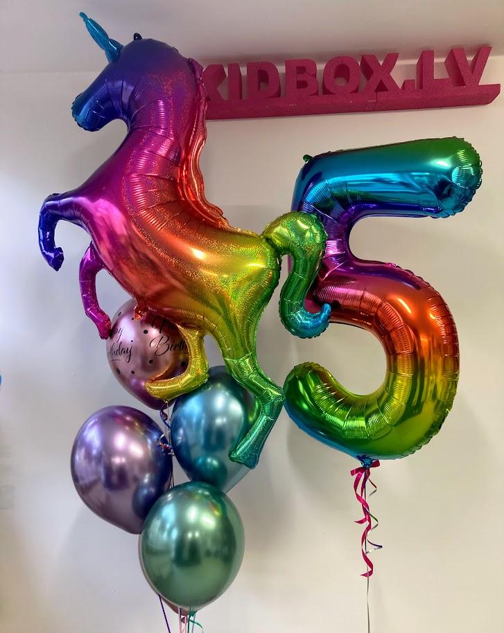 Balonu kompozīcija 54