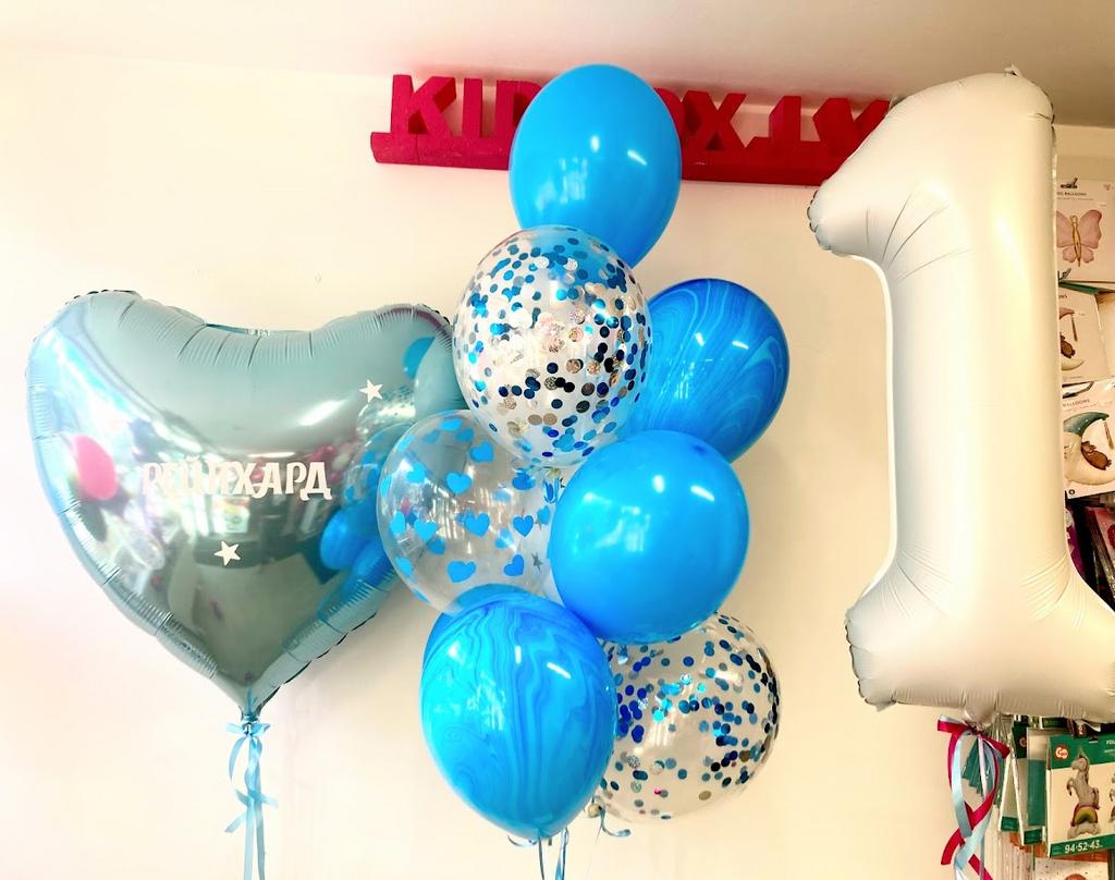 Balonu kompozīcija 64