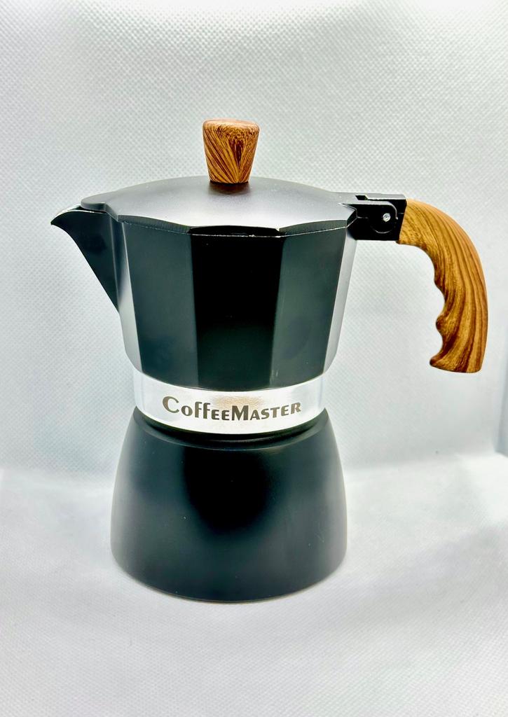 Гейзерна кавоварка 150мл (на 3 чашки еспресо) CoffeeMaster (чорний колір)