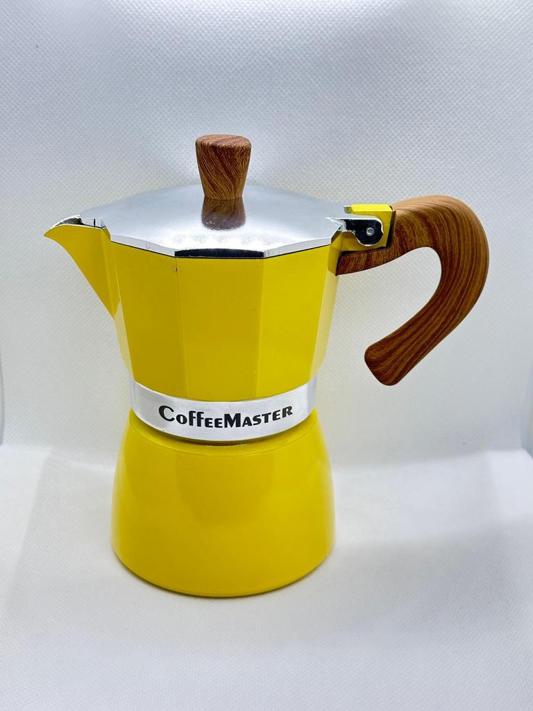 Гейзерна кавоварка 150мл (на 3 чашки еспресо) CoffeeMaster (жовтий колір)