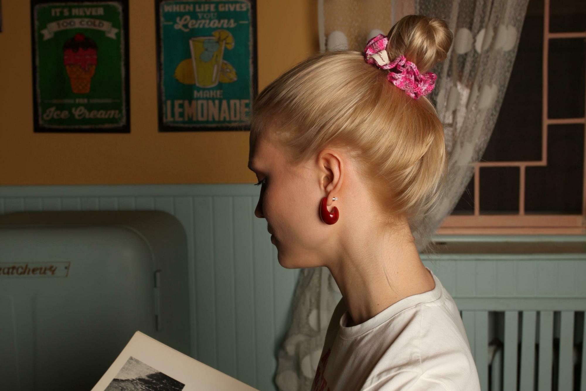 Hair ties pink