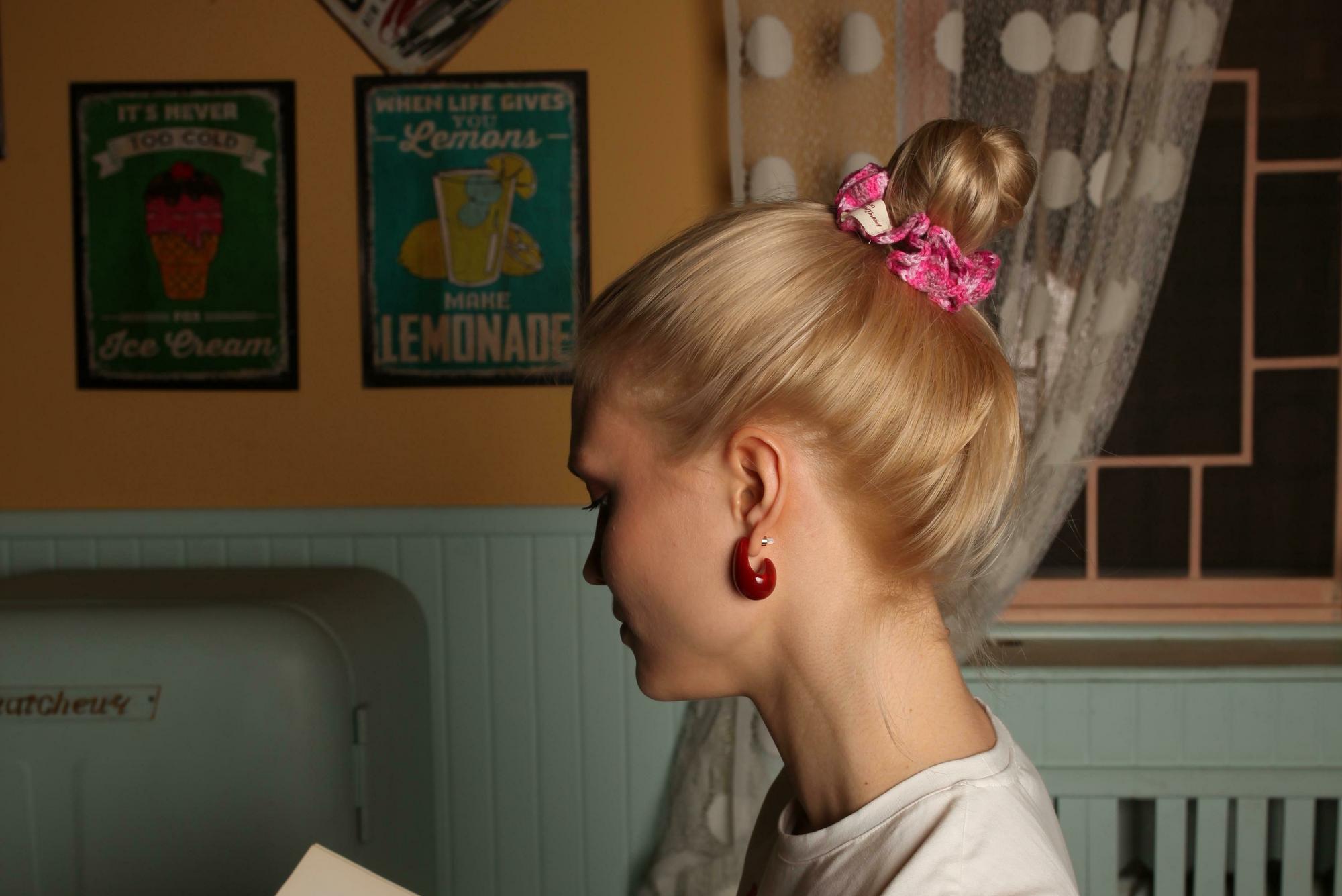Hair ties pink