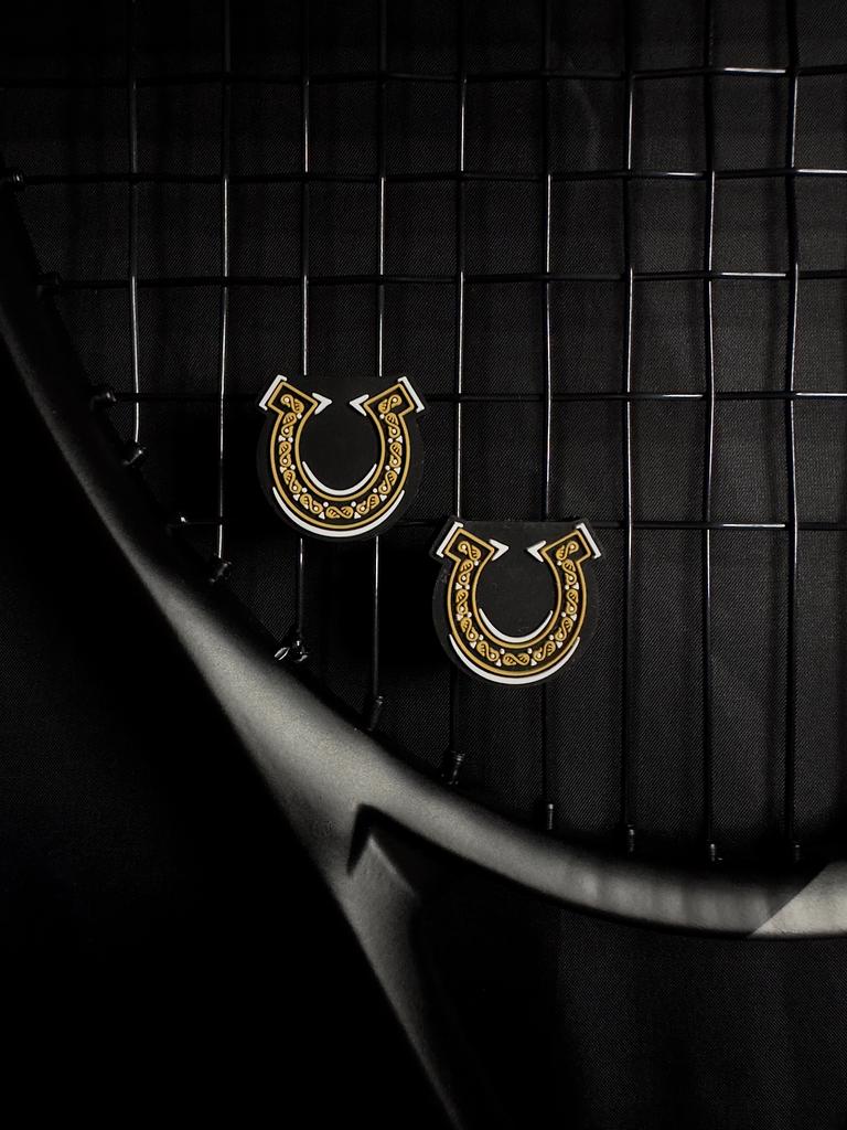 HORSESHOE (2 pieces)