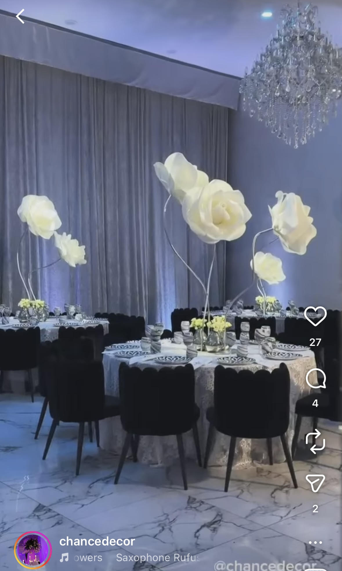 GIANT FLOWER CENTERPIECE