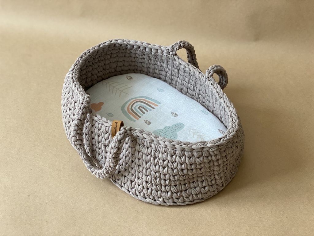 Knitted Doll Basket Medium