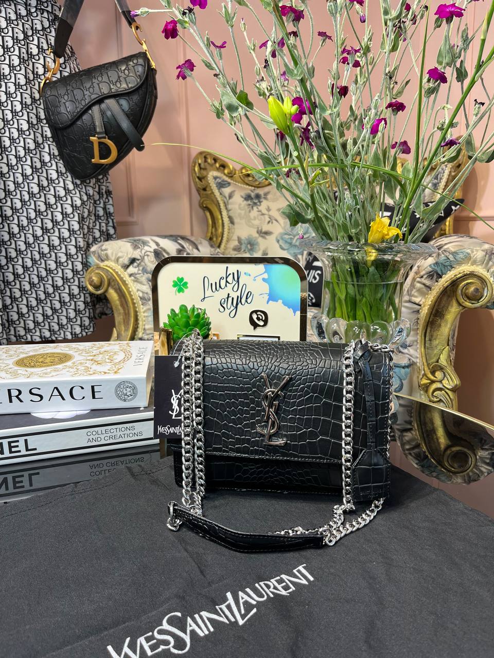Сумка Yves Saint Laurent с тиснением под крокодила серебро 1021