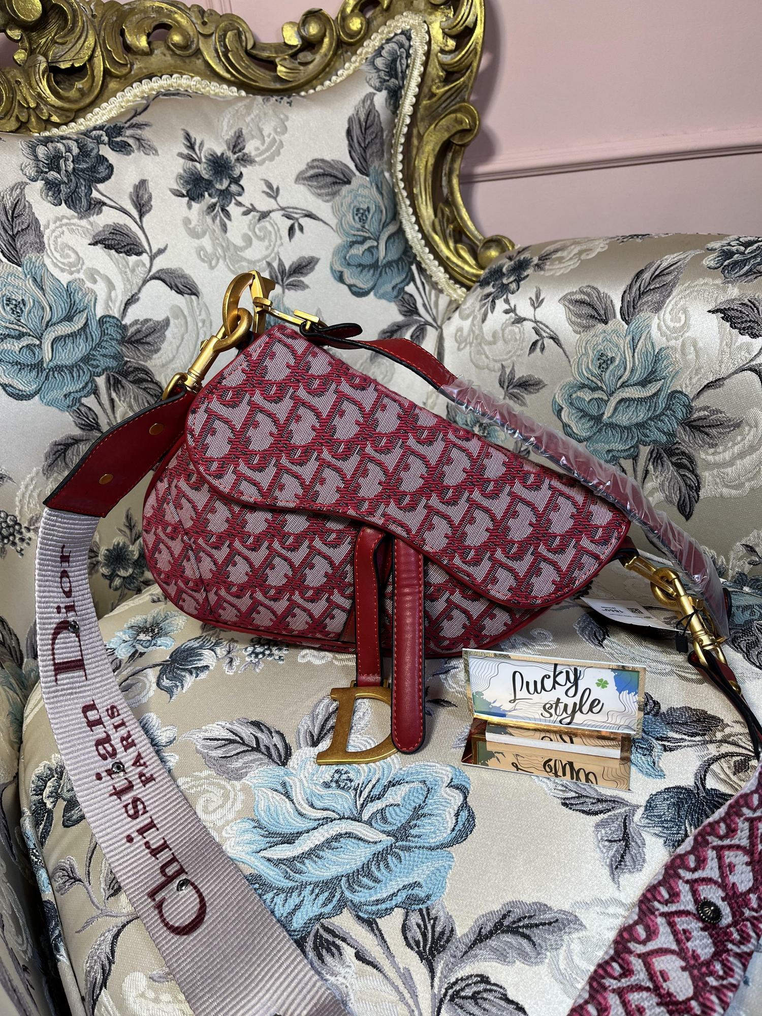 Сумка Седло Диор Красная 8887