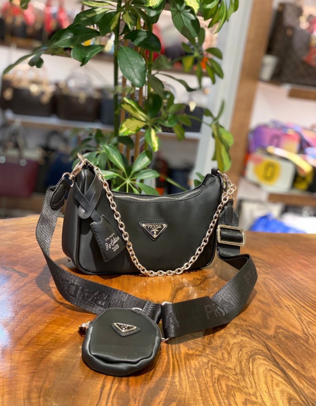 Prada Re-Edition mini 2005 черный цвет 51262