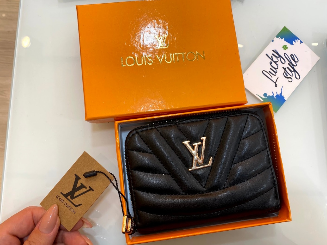 Компактный кошелёк Louis Vuitton New Wave zipped 60064