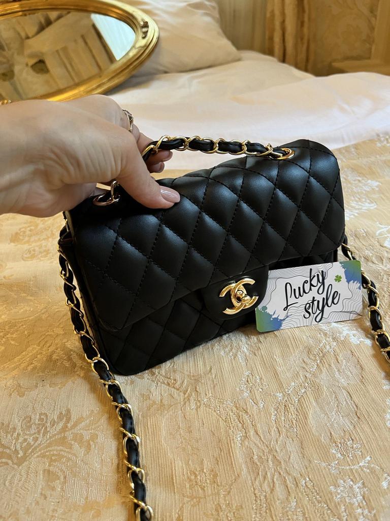 Классика Chanel чёрная, фурнитура золото 22см 51300