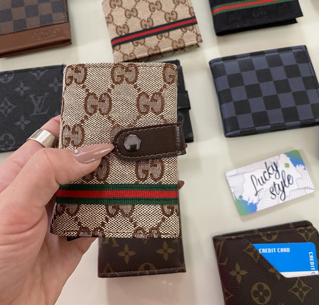 Портмоне-кошелек Гучи механическим кардхолдером 60102