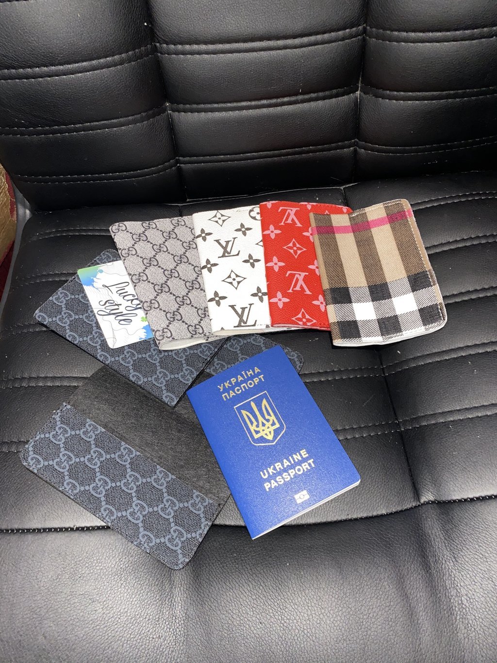 Обложка на паспорт Гучи grey 51510