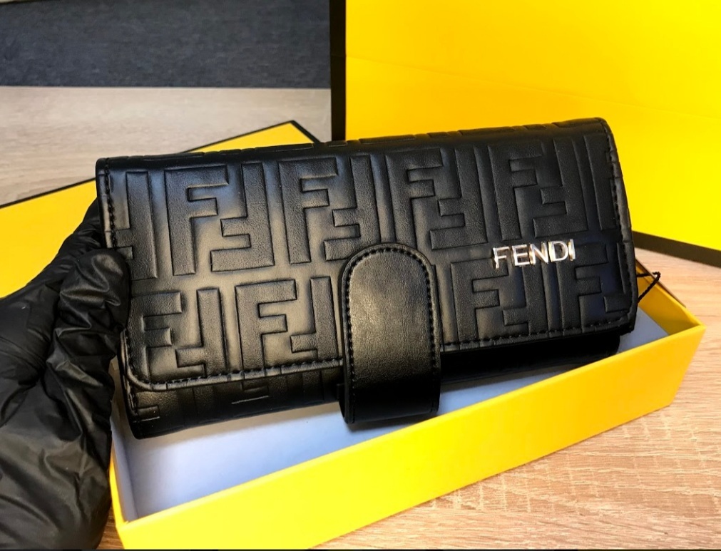 Кошелек Fendi чёрный на кнопке 77784