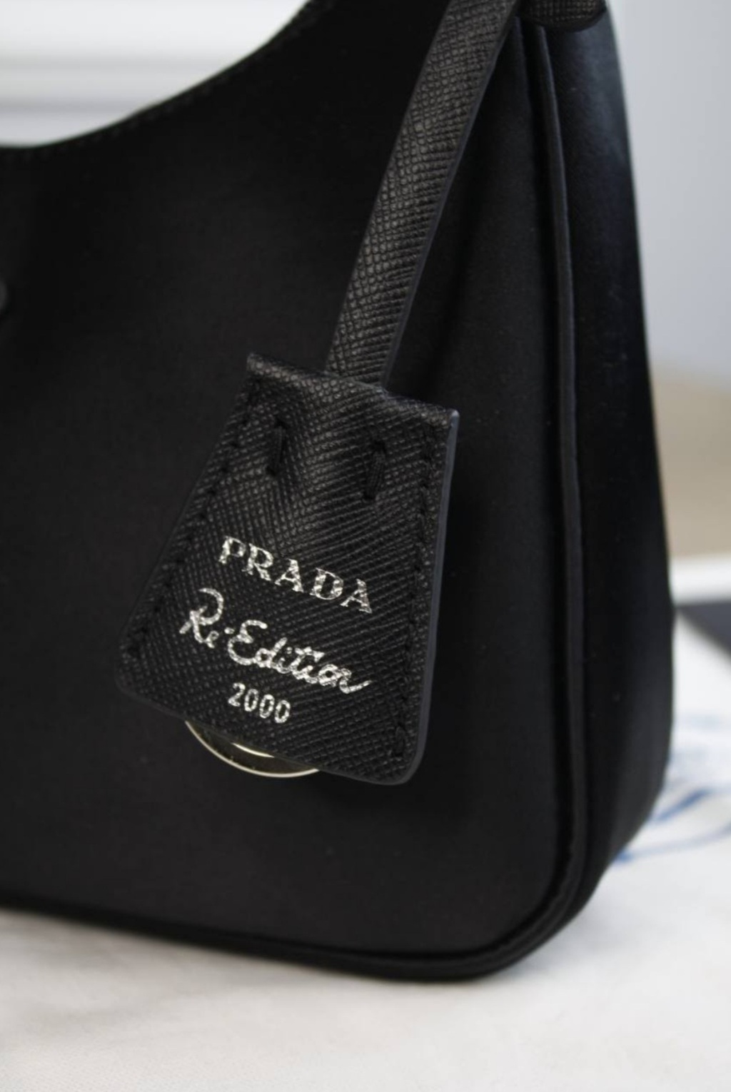バッグ 00's PRADA shoulder bag PRADA（プラダ） バッグ ショルダーバッグ PRADA EXPLORE LARGE