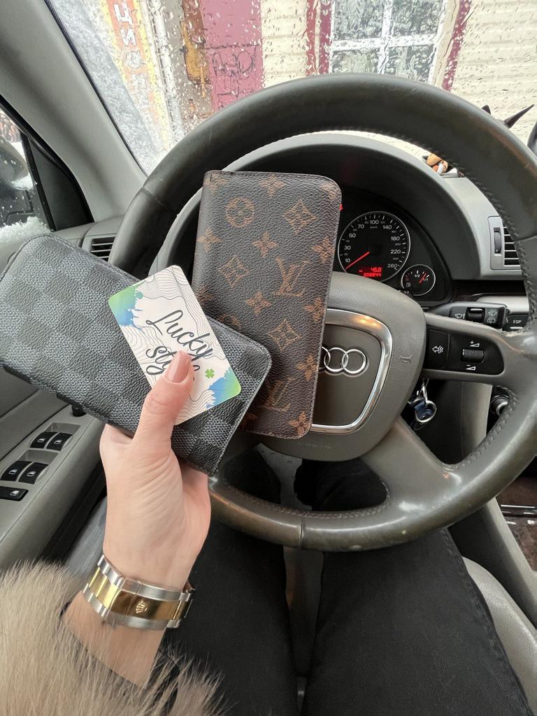 Барсетку обложка портмоне кошелёк LV натуральная кожа monogram 4123412