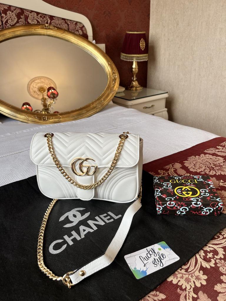 Сумка GG Marmont  белого цвета 312412412