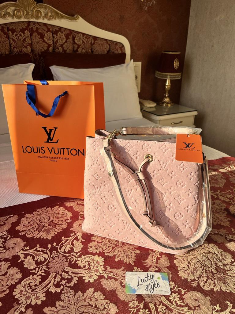 СУМКА NEONOE Louiss Vuitton monogram розового цвета 75757568