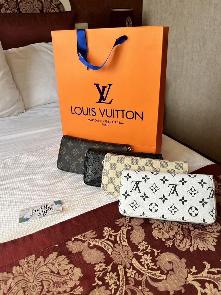 Кошелёк белая шашка Louis Vuitton на замке+ коробка бренд 7283849494