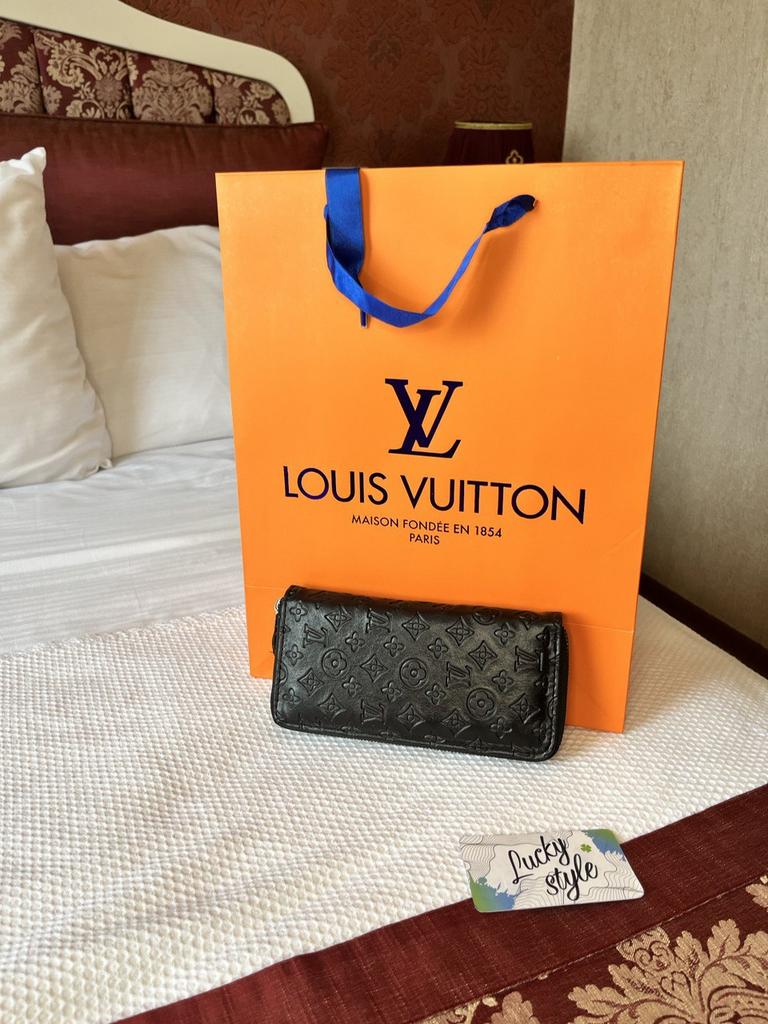 Кошелёк чёрный monogram Louis Vuitton 99838383