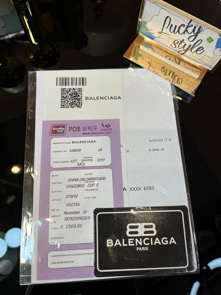 Документы Balenciaga 421412